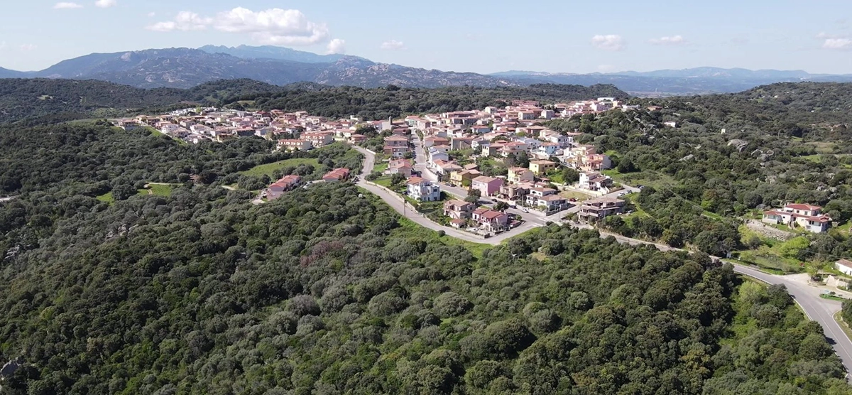 Sant'Antonio di Gallura (ripresa aerea) Sant'Antonio di Gallura (ripresa aerea)